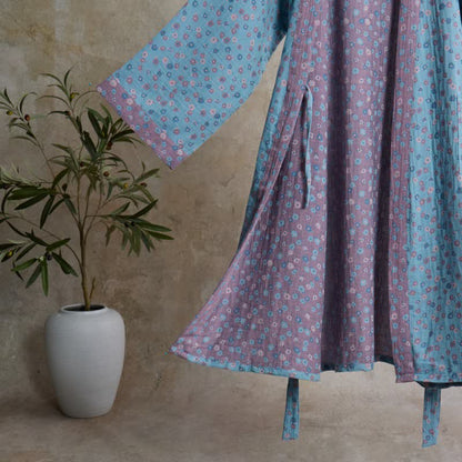 Rustikaler Kimono-Bademantel aus Baumwolle mit floralem Jacquardmuster - image 3