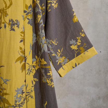 Vintage Kimono-Bademantel aus Baumwolle mit Blumenmuster und Blättern - image 5