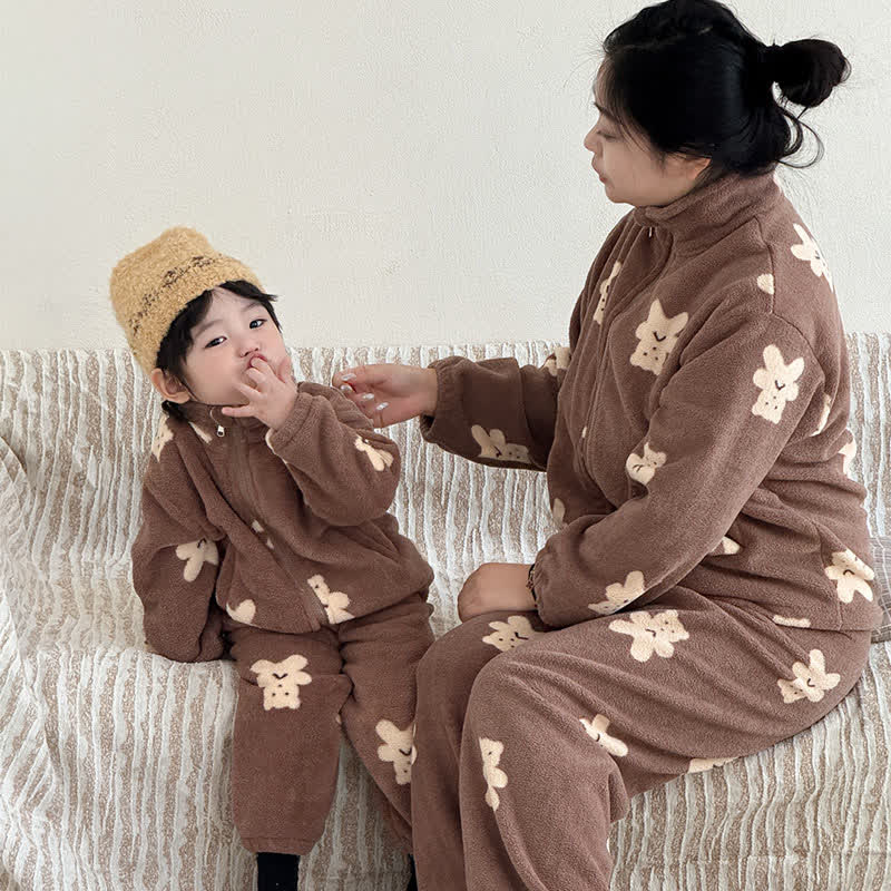 Kinder-Loungewear-Set mit Bärenmuster und Reißverschluss - image 1