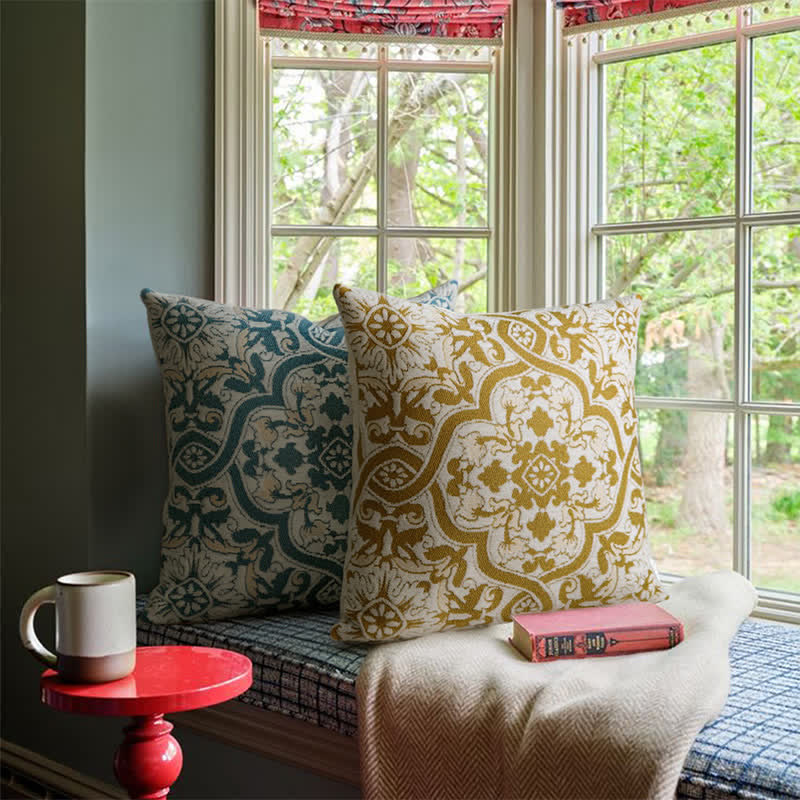 Jacquard-Kissenbezug mit Ton-in-Ton-Medaillonmuster - image 1