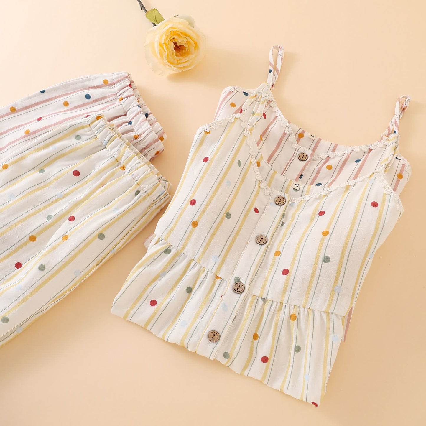 Gestreiftes Baumwoll-Pyjama-Set mit Polka-Dot-Top - image 2