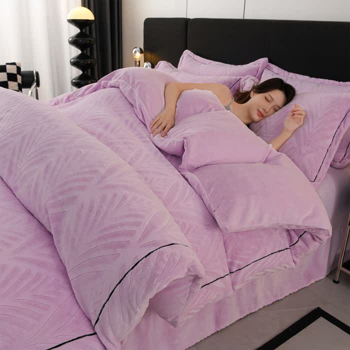 Bettwäsche-Set mit blattförmigem, strukturiertem Plüschmuster (4-teilig) - Lila - 220cm x 240cm - image 3