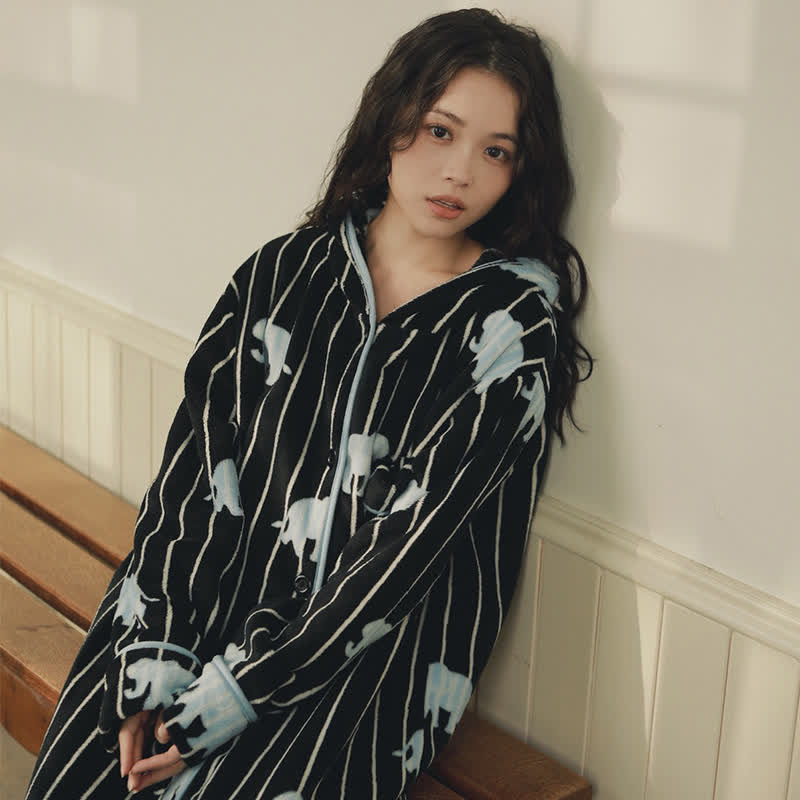 Gestreifter Elefanten-Bademantel mit Kapuze und Knöpfen - image 2