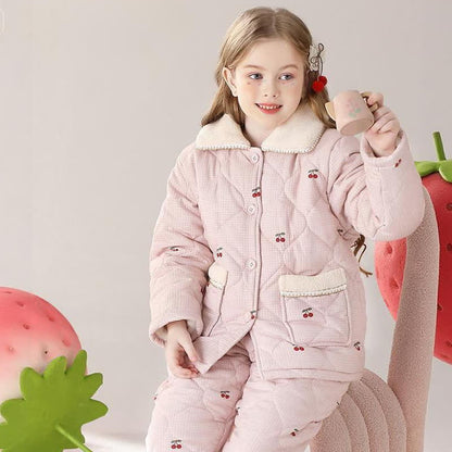 Gestepptes Loungewear-Set mit Kirschmuster für Kinder - image 3