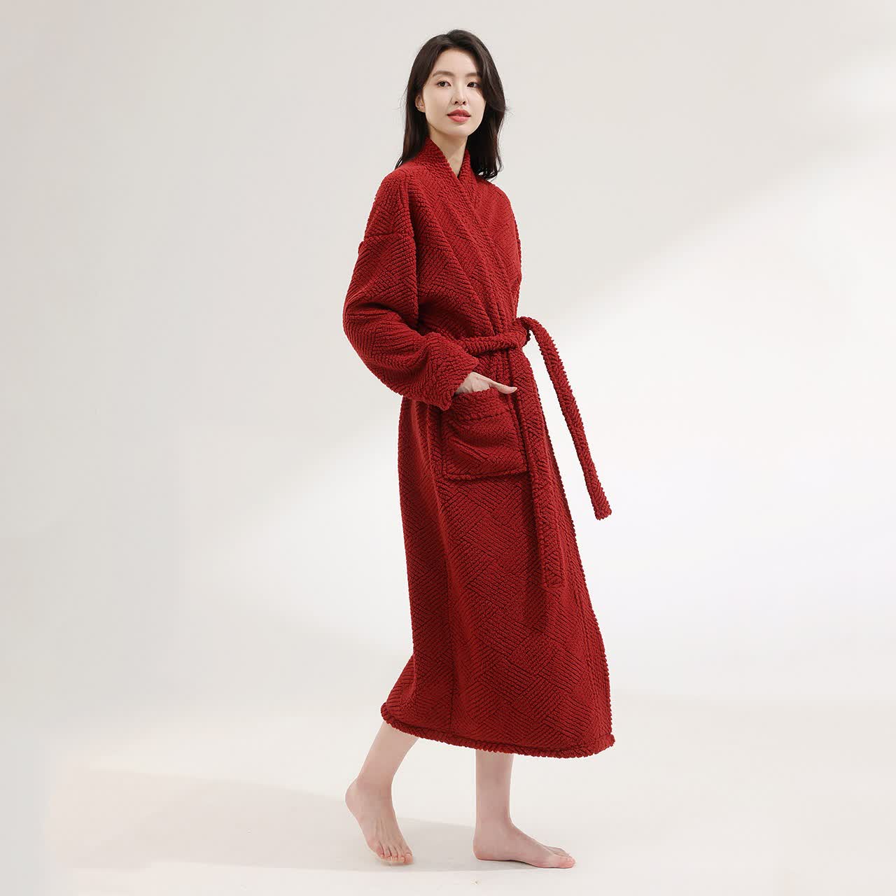 Gestreifter, rautenförmiger Plüschbademantel - Wein - Bademantel - 2XL - image 3