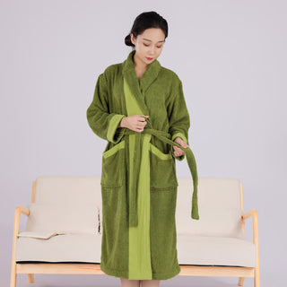 Minimalistischer Bademantel aus Baumwolle im Colorblock-Stil - image 0