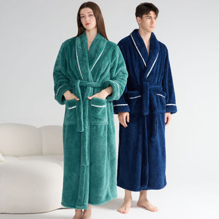 Unisex Plüsch-Bademantel, warm und einfarbig, lang - image 0