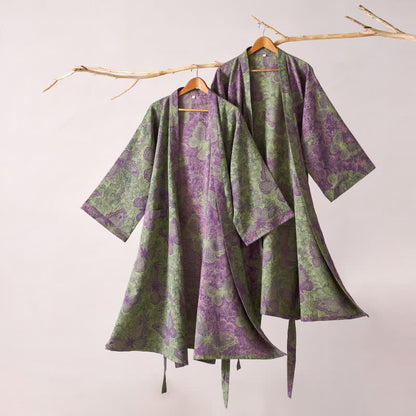 Traumhafter Kimono-Bademantel aus Baumwollgaze mit Schmetterlingsmotiv - image 1