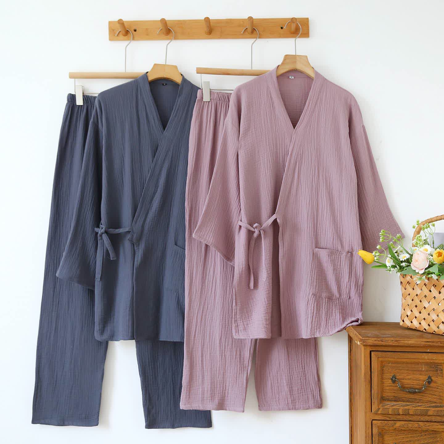 Unisex Minimalistischer Kimono aus Baumwollgaze Loungewear - image 2