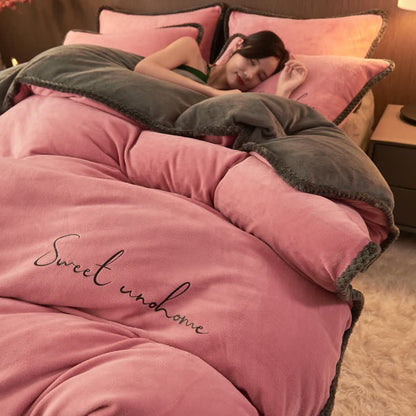 Sweet Home Bettwäsche-Set aus bedrucktem Plüsch (4-teilig) - Rosa - 220cm x 240cm - image 0
