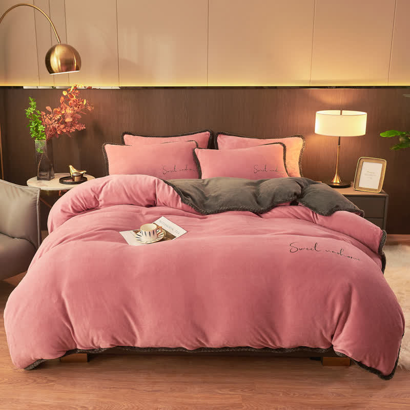 Sweet Home Bettwäsche-Set aus bedrucktem Plüsch (4-teilig) - image 1