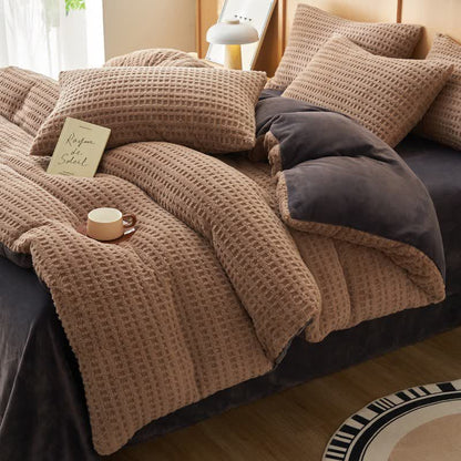 Flauschiges Bettwäscheset mit Karomuster (4-teilig) - image 0