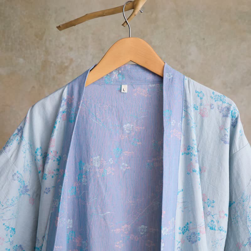 Anmutiger Kimono-Bademantel aus Baumwollgaze mit Pflaumenblütenmuster - image 9