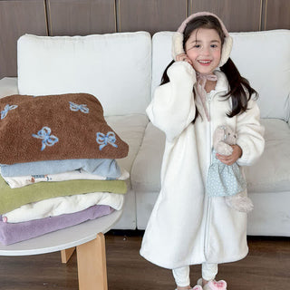Einfacher, flauschiger Kinderbademantel mit Kapuze und Reißverschluss - Weiß - Kind: 170 cm - image 0