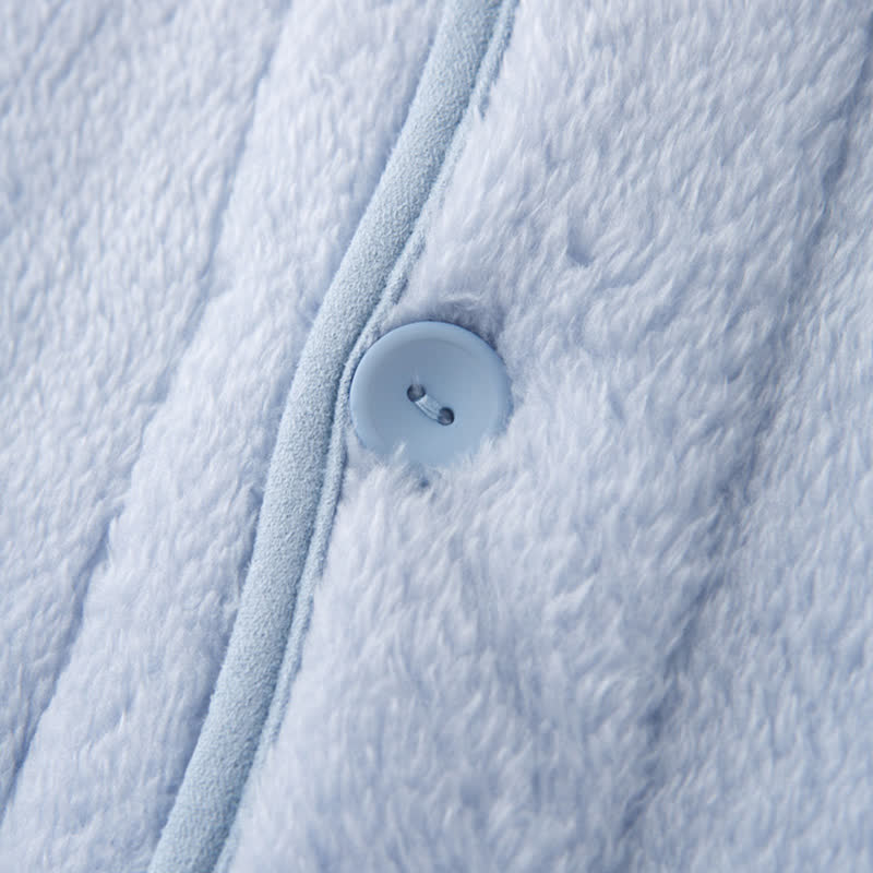 Kinder-Loungewear-Set aus Plüsch mit einfarbigen Knöpfen - image 3
