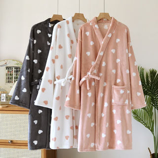 Partner-Kimono aus Plüsch mit Herzmotiv - image 0