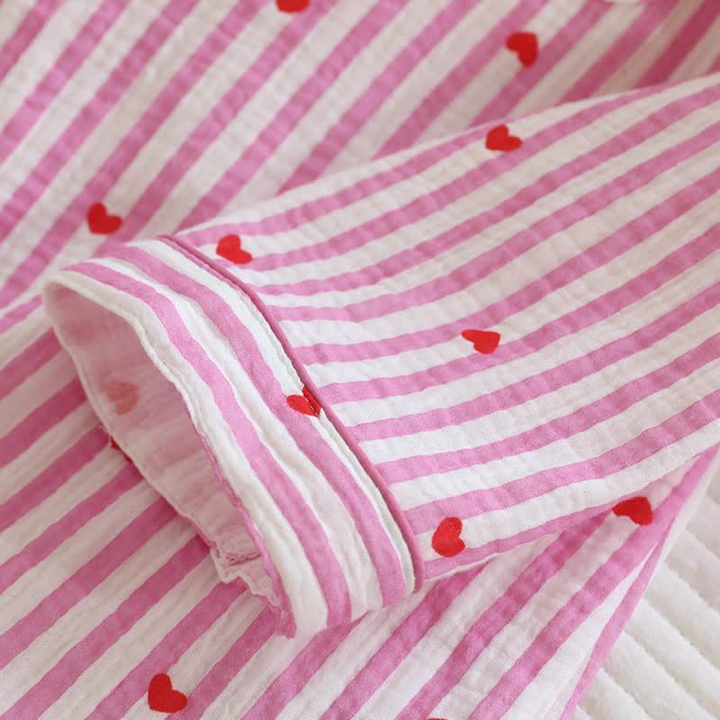 Pyjama-Set aus Baumwollgaze mit Streifen und Herzmuster - image 10