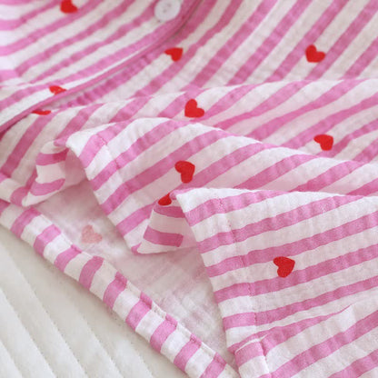 Pyjama-Set aus Baumwollgaze mit Streifen und Herzmuster - image 13