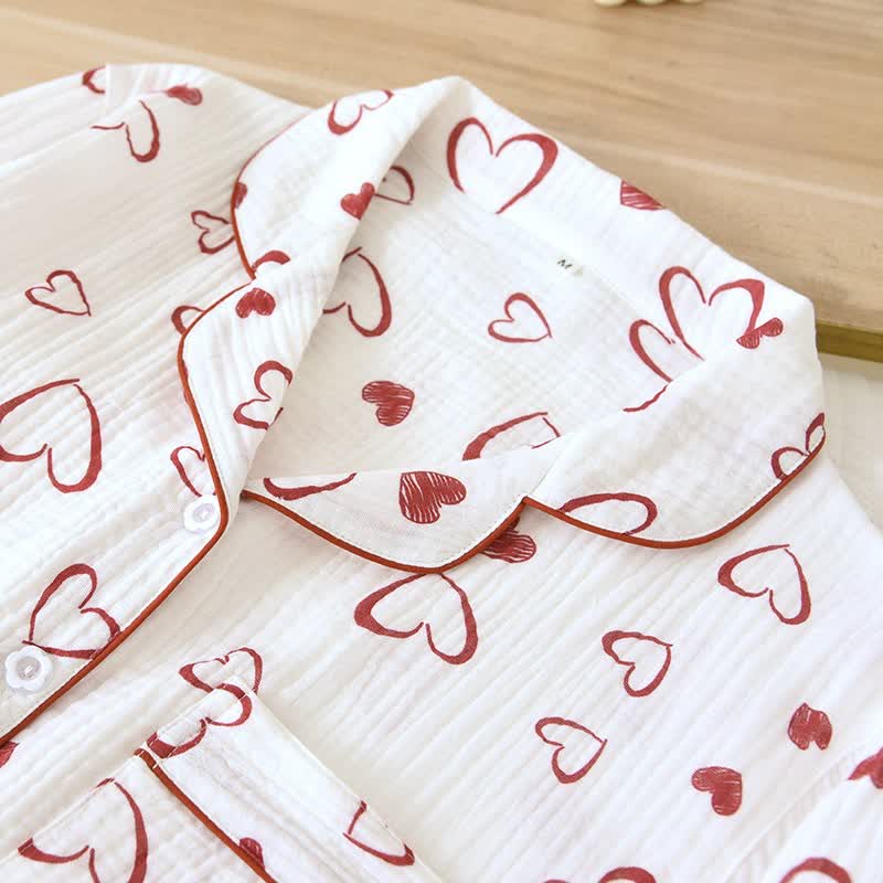 Pyjama-Set aus Baumwollgaze mit Herzchenmuster - image 4