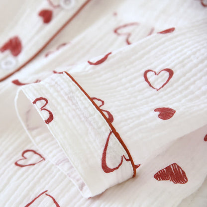 Pyjama-Set aus Baumwollgaze mit Herzchenmuster - image 8
