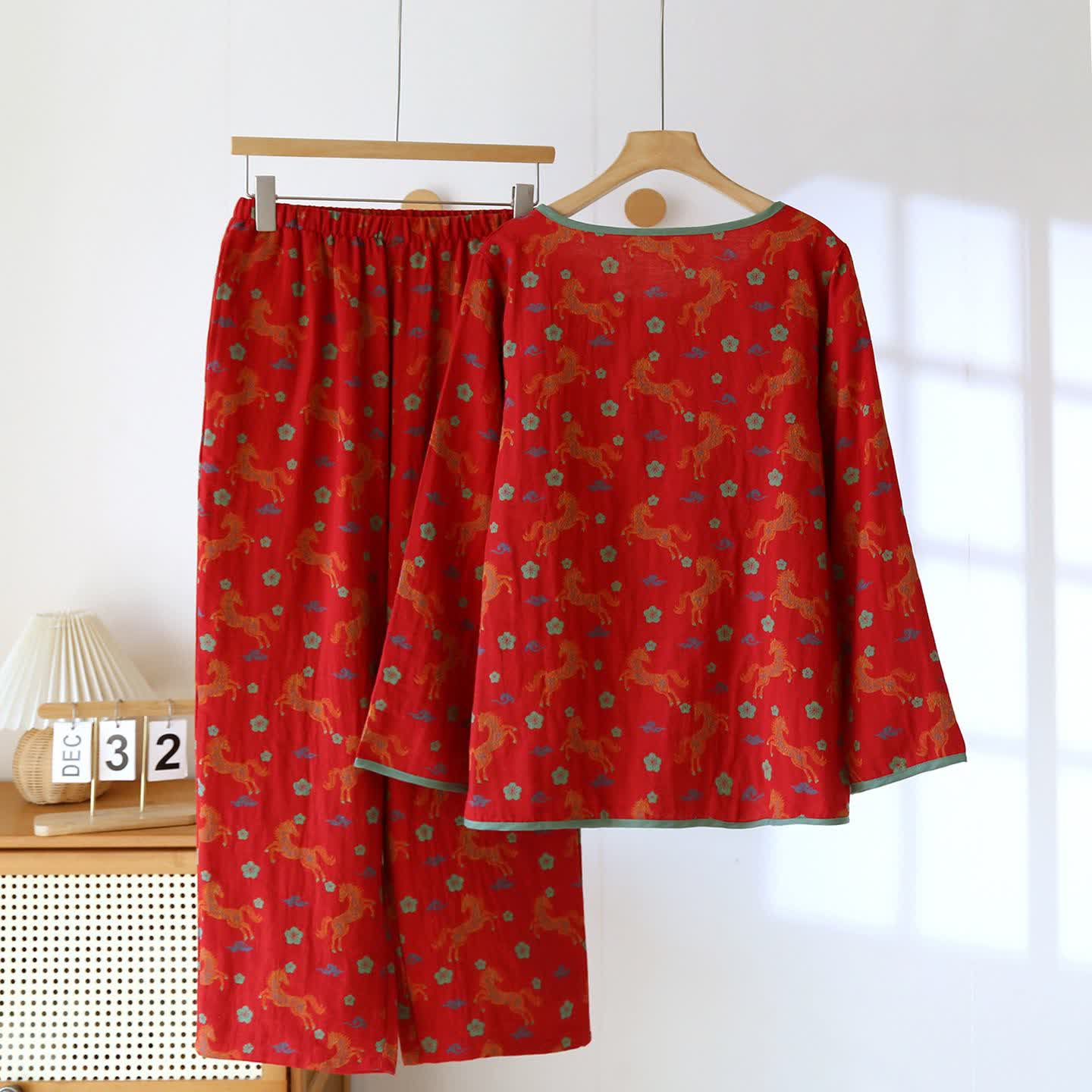 Loungewear-Set aus Baumwollgaze mit Pferdemotiv und Blumenmuster - image 3
