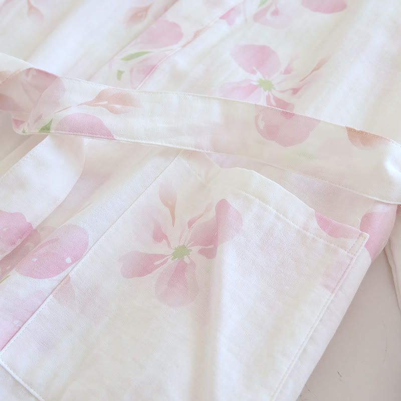 Kimono-Bademantel aus Baumwollgaze mit Kirschblütenmuster - image 7
