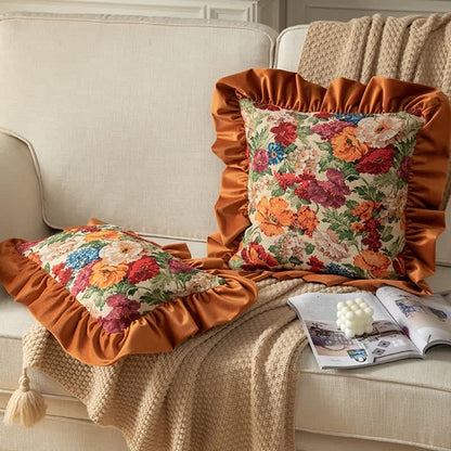 Dekokissen im Landhausstil mit Blumenmuster und Rüschen - image 2