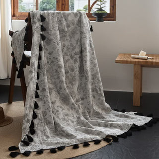 Decke aus Baumwoll-Leinen-Mischgewebe mit dezentem Blumenmuster und Jacquard-Print - 120cm x 170cm - image 0