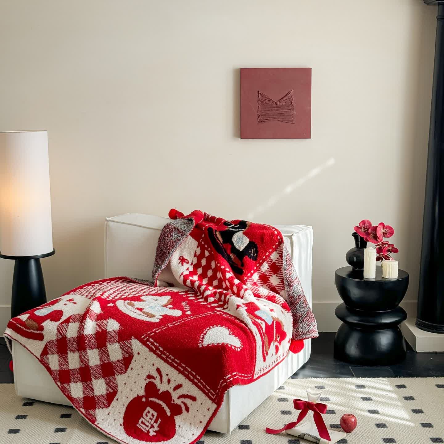 Festliche rot-weiße Patchwork-Wohndecke - image 1