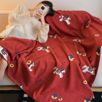 Wendbare Kuscheldecke mit Trojanischem Pferd-Motiv aus Kunstwolle - image 5