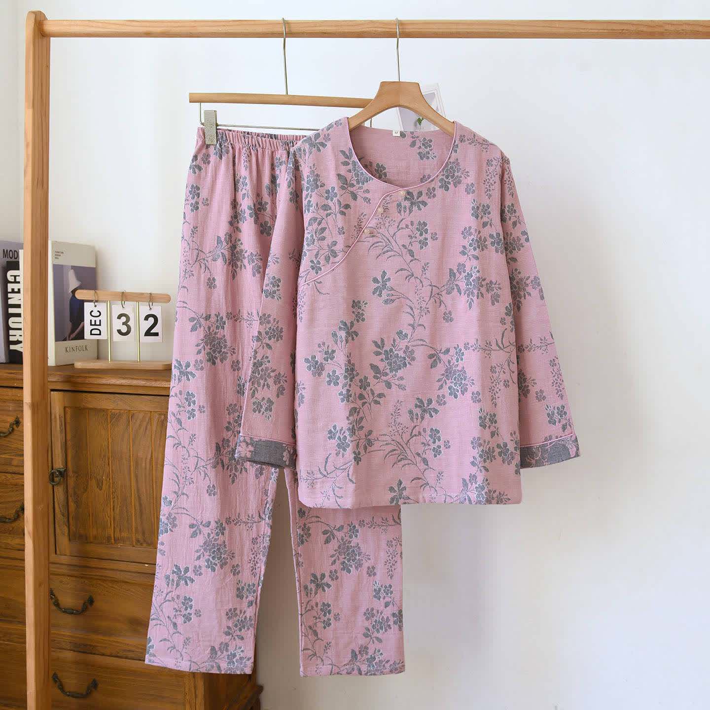 Pyjama aus Baumwollgaze mit Pflaumenblüten-Jacquardmuster - Rosa - XL - image 14
