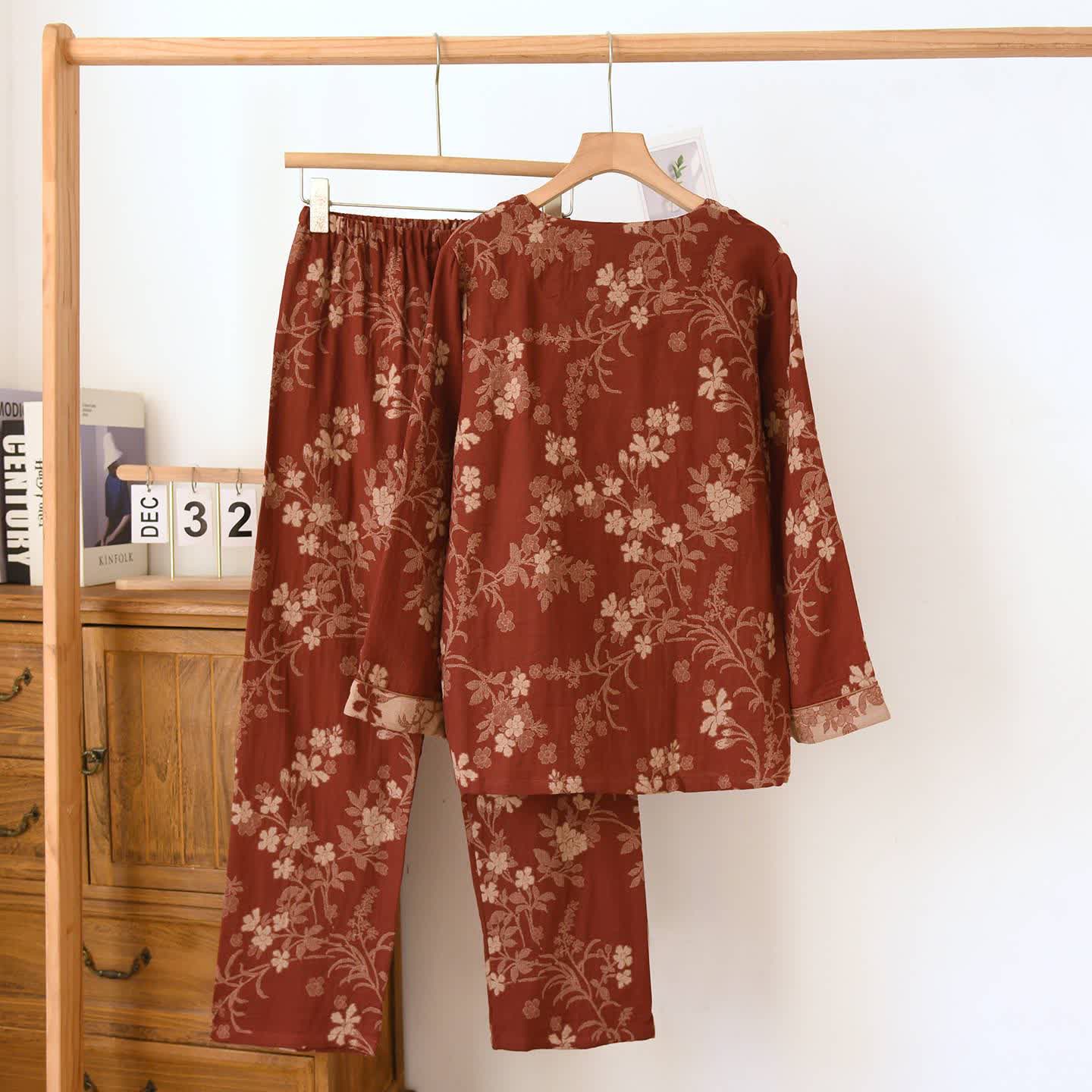 Pyjama aus Baumwollgaze mit Pflaumenblüten-Jacquardmuster - image 4