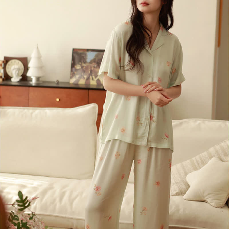 Frisches grünes Pyjama-Set mit Blumenmuster - image 17