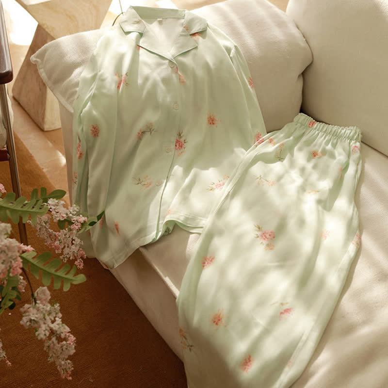 Frisches grünes Pyjama-Set mit Blumenmuster - image 10