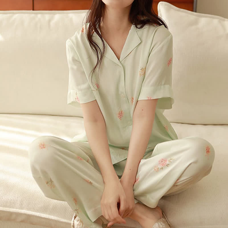 Frisches grünes Pyjama-Set mit Blumenmuster - image 16