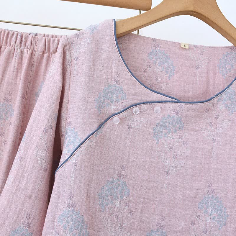 Pyjama-Set aus Baumwolle im Vintage-Stil mit dezentem Blumenmuster - image 5