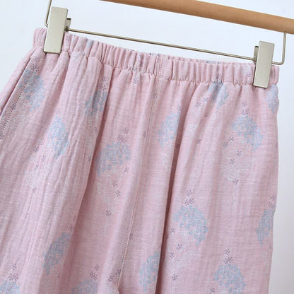 Pyjama-Set aus Baumwolle im Vintage-Stil mit dezentem Blumenmuster - image 8
