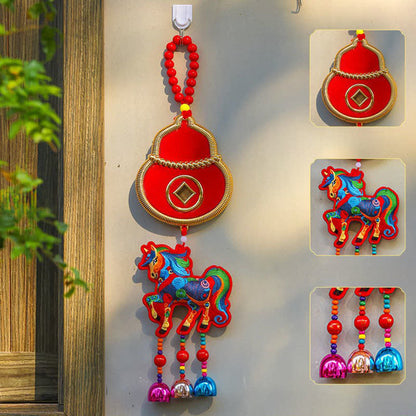 Glückverheißender festlicher Pferde-Hängeschmuck - Rot - Kürbis - 12cm x 42cm - image 3