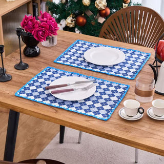 Platzsets aus Jacquard-Stoff mit Rautenmuster (4 Stück) - image 0