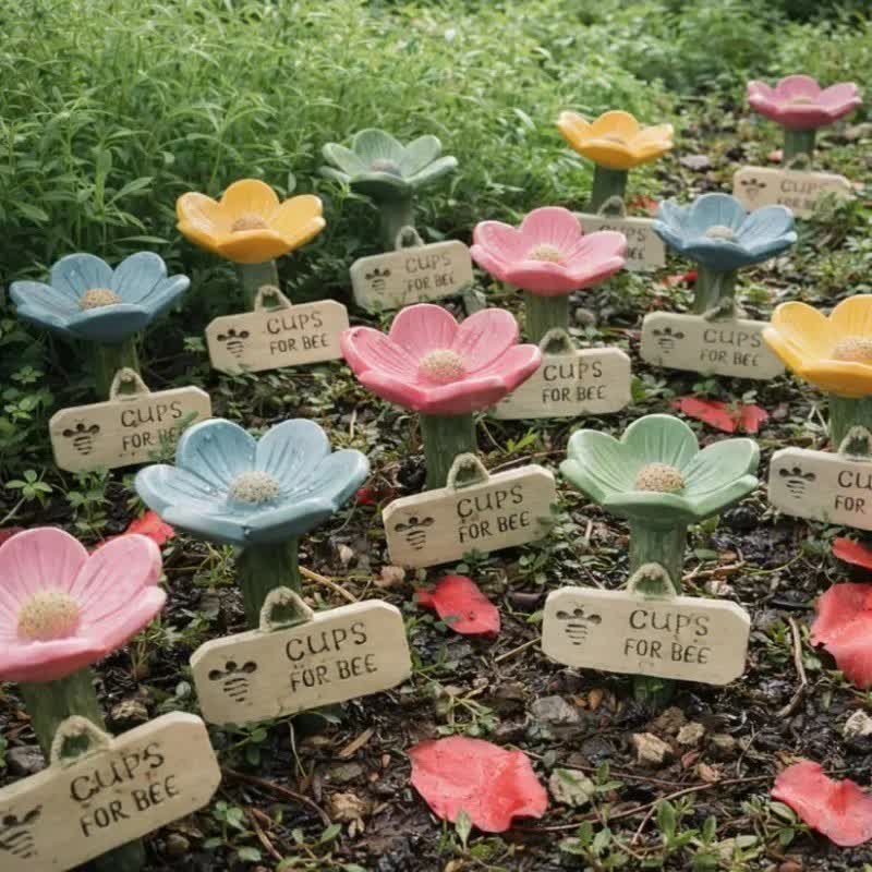 Bienentränkestation in Blütenform aus Harz - image 1