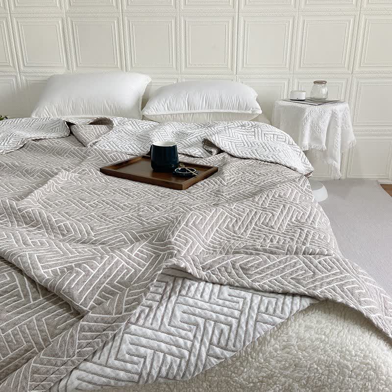 Wende-Steppdecke aus Baumwollgaze mit Labyrinthmuster - Kaffee - 200cm x 230cm - image 0
