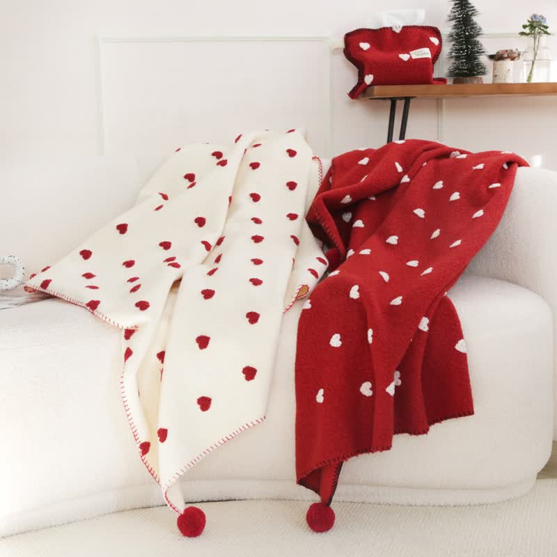 Herzförmige Kuscheldecke mit Pompons - image 0