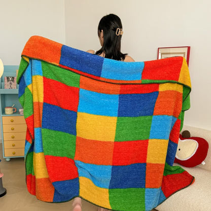 Bunte, karierte, flauschige Kuscheldecke - image 4