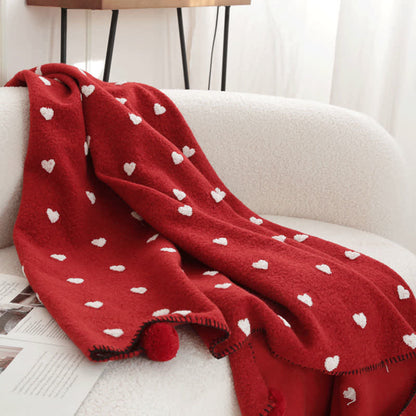 Herzförmige Kuscheldecke mit Pompons - image 10