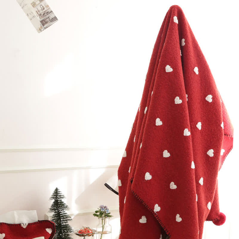 Herzförmige Kuscheldecke mit Pompons - image 13