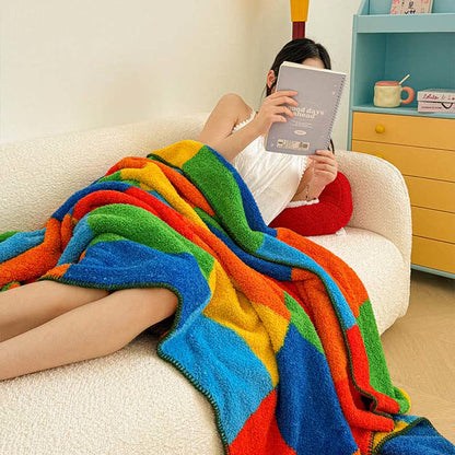 Bunte, karierte, flauschige Kuscheldecke - image 3