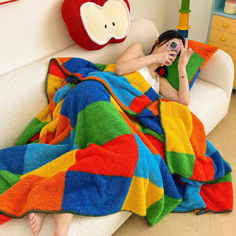 Bunte, karierte, flauschige Kuscheldecke - image 2