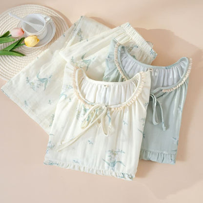 Pyjama-Set aus Baumwollgaze mit Glockenblumenmuster - image 1