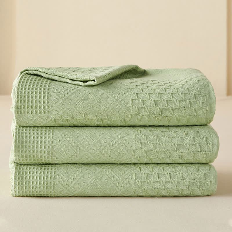 Einfarbige, dezent strukturierte Baumwolldecke - image 11