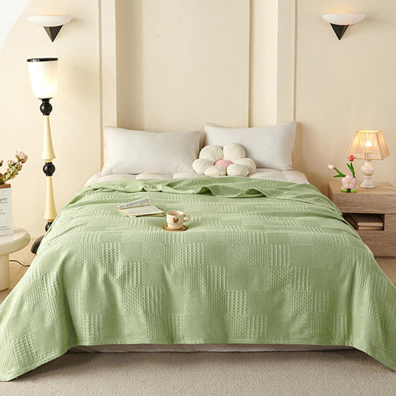 Einfarbige, dezent strukturierte Baumwolldecke - image 6